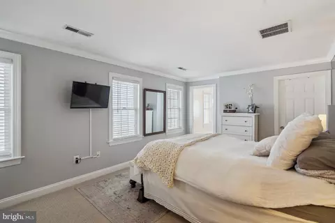 Bedroom - 236 S Collington Ave, Baltimore, MD 21231 photo 3 of 6