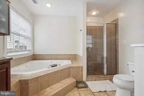 Bath - 236 S Collington Ave, Baltimore, MD 21231 photo 3 of 3