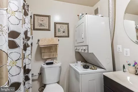 1928 Mcculloh St, Baltimore, MD 21217 photo 27