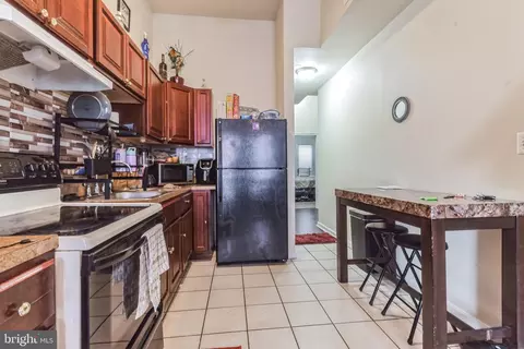 1928 Mcculloh St, Baltimore, MD 21217 photo 9