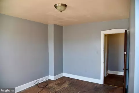2732 E Biddle St, Baltimore, MD 21213 photo 3