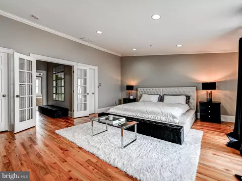 Bedroom - 1207 Dockside Cir, Baltimore, MD 21224 photo 2 of 3