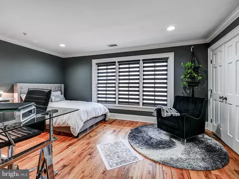 Bedroom - 1207 Dockside Cir, Baltimore, MD 21224 photo 3 of 3