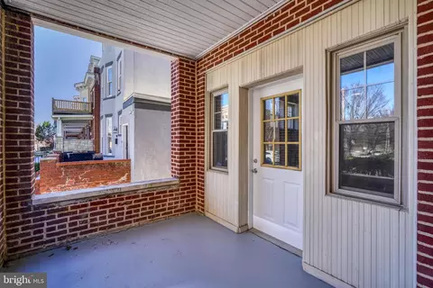 Exterior - 951 Brooks Ln #1A, Baltimore, MD 21217 photo 1 of 2