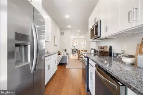 Entry Way - 1322 Aisquith St, Baltimore, MD 21202 photo 5 of 17
