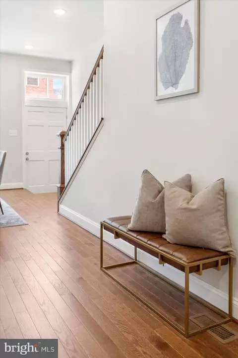 Entry Way - 1322 Aisquith St, Baltimore, MD 21202 photo 6 of 17