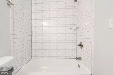 Bath - 1322 Aisquith St, Baltimore, MD 21202 photo 2 of 5