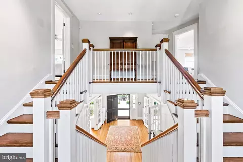 Entry Way - 208 Northway, Baltimore, MD 21218 photo 7 of 11