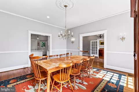 Dining - 208 Northway, Baltimore, MD 21218 photo 3 of 5