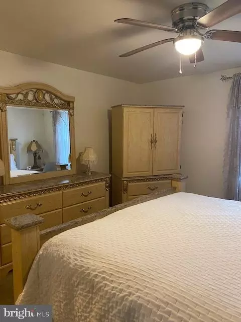 Bedroom - 5512 Sagra Rd, Baltimore, MD 21239 photo 3 of 4