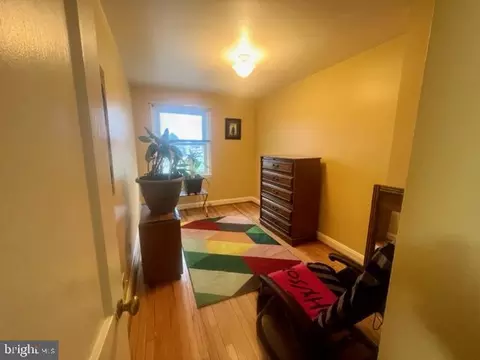 Living - 3911 Brehms Ln, Baltimore, MD 21213 photo 5 of 5