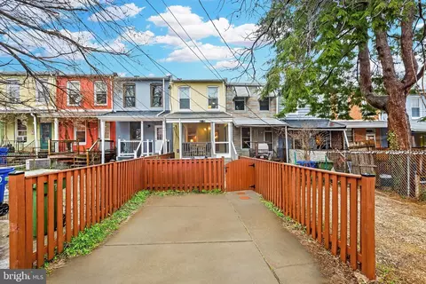 Exterior - 821 Union Ave, Baltimore, MD 21211 photo 4 of 9