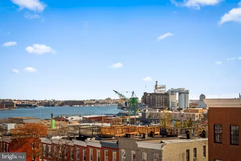 View/Area - 642 E Fort Ave, Baltimore, MD 21230 photo 1 of 5