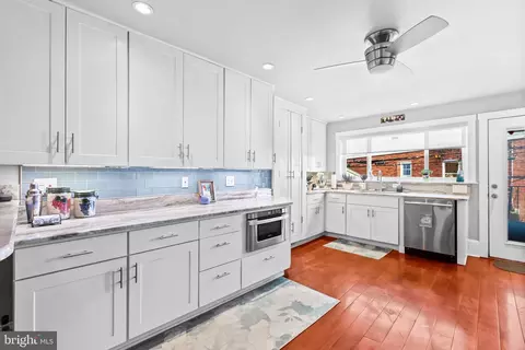 Kitchen - 642 E Fort Ave, Baltimore, MD 21230 photo 2 of 4