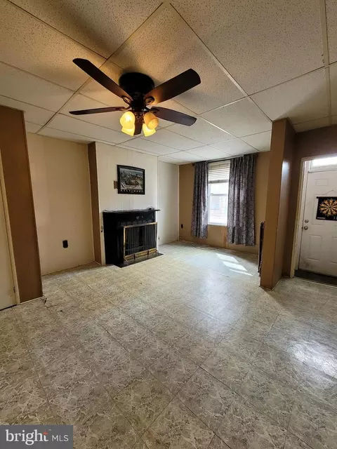 Living - 1209 Scott St, Baltimore, MD 21230 photo 2 of 2