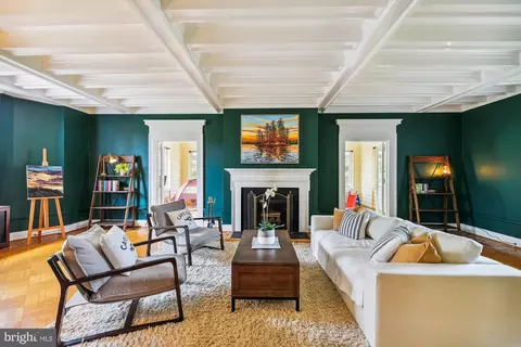 Living - 205 Ridgewood Rd, Baltimore, MD 21210 photo 1 of 9