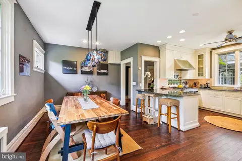 Dining - 205 Ridgewood Rd, Baltimore, MD 21210 photo 4 of 6