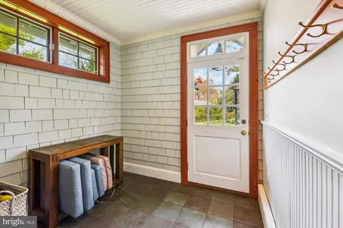 Other - 205 Ridgewood Rd, Baltimore, MD 21210 photo 2 of 7
