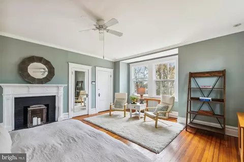 Bedroom - 205 Ridgewood Rd, Baltimore, MD 21210 photo 1 of 6