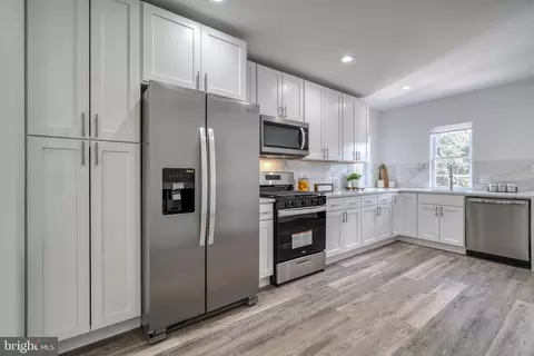 Kitchen - 1645 Ruxton Ave, Baltimore, MD 21216 photo 1 of 2