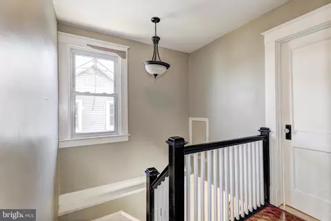 515 Kingston Rd, Baltimore, MD 21229 photo 18