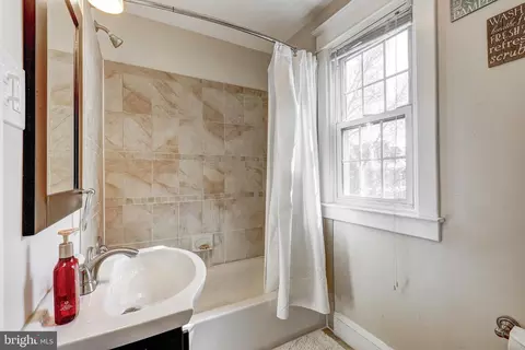 515 Kingston Rd, Baltimore, MD 21229 photo 27