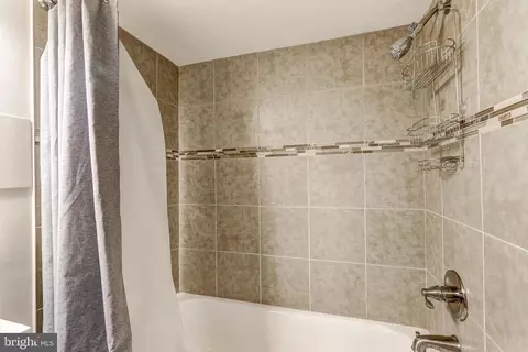 515 Kingston Rd, Baltimore, MD 21229 photo 32