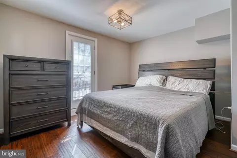 Bedroom - 3503 Dennlyn Rd, Baltimore, MD 21215 photo 6 of 8