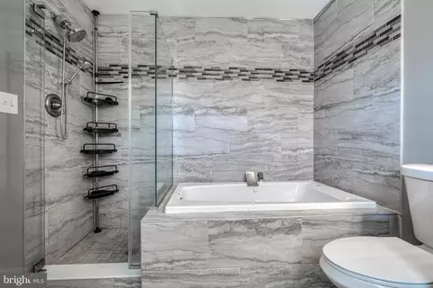 Bath - 3503 Dennlyn Rd, Baltimore, MD 21215 photo 10 of 11
