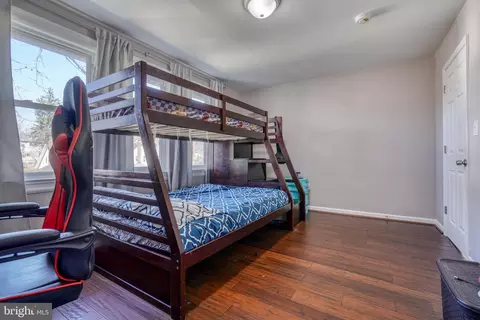 Bedroom - 3503 Dennlyn Rd, Baltimore, MD 21215 photo 4 of 8