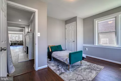 Entry Way - 3503 Dennlyn Rd, Baltimore, MD 21215 photo 13 of 15