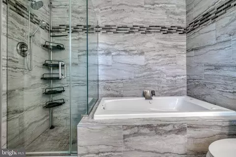 Bath - 3503 Dennlyn Rd, Baltimore, MD 21215 photo 9 of 11