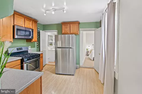 Kitchen - 2302 Duker Ct, Baltimore, MD 21224 photo 4 of 4