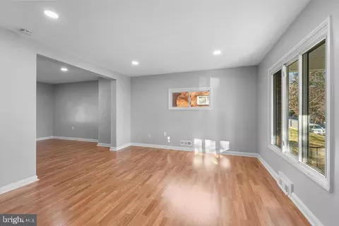 536 S Beechfield Ave, Baltimore, MD 21229 photo 5