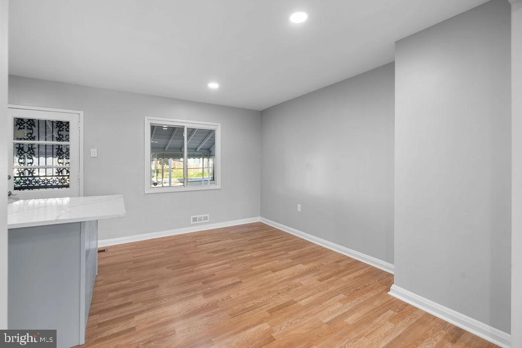536 S Beechfield Ave, Baltimore, MD 21229 photo 7