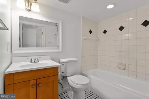 416 E Lorraine Ave, Baltimore, MD 21218 photo 21