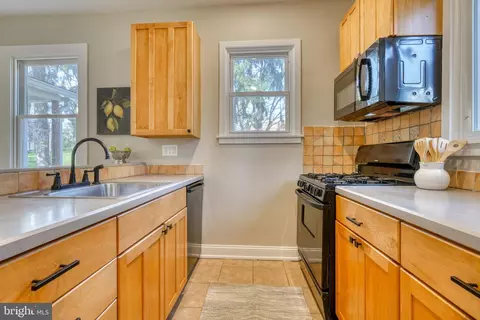 833 Cedarcroft Rd, Baltimore, MD 21212 photo 14