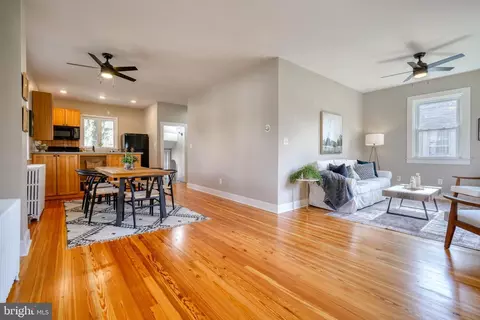 833 Cedarcroft Rd, Baltimore, MD 21212 photo 4