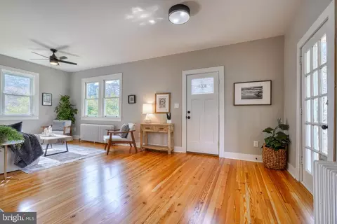 833 Cedarcroft Rd, Baltimore, MD 21212 photo 6
