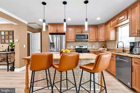 Kitchen - 1536 Gleneagle Rd, Baltimore, MD 21239 photo 4 of 4