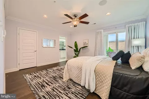 Bedroom - 1929 Eastern Ave, Baltimore, MD 21231 photo 1 of 3