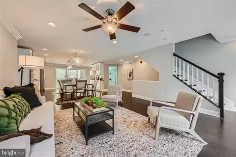 Entry Way - 1929 Eastern Ave, Baltimore, MD 21231 photo 1 of 4