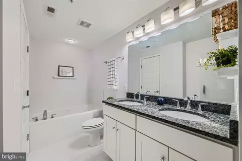 Bath - 1929 Eastern Ave, Baltimore, MD 21231 photo 2 of 5