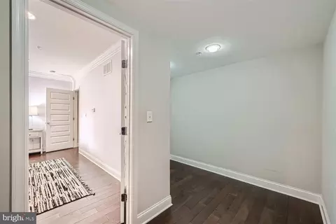 Entry Way - 1929 Eastern Ave, Baltimore, MD 21231 photo 2 of 4