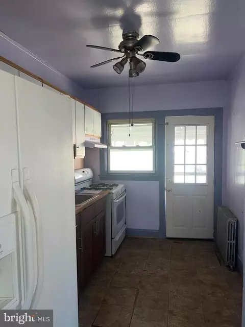 42 N Bernice Ave, Baltimore, MD 21229 photo 6