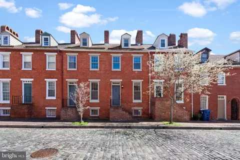 637 Stirling St, Baltimore, MD 21202