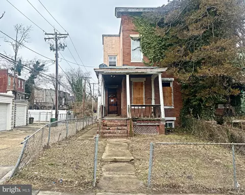 2822 Mosher St, Baltimore, MD 21216