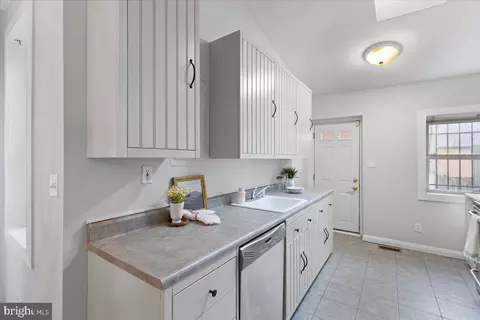 Other - 303 Scott St, Baltimore, MD 21230 photo 2 of 6