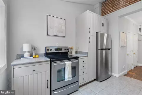 Kitchen - 303 Scott St, Baltimore, MD 21230 photo 1 of 2