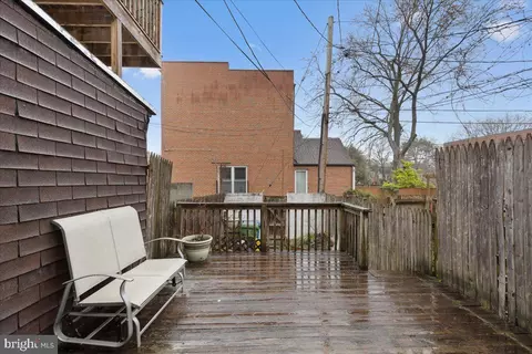 Exterior - 303 Scott St, Baltimore, MD 21230 photo 2 of 5